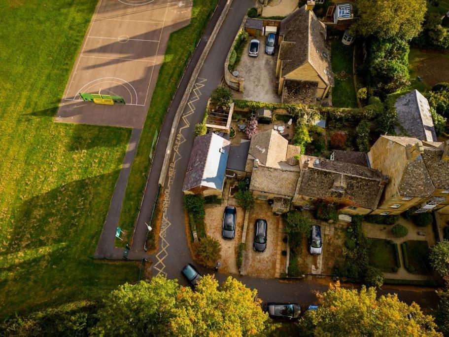 Cotswolds Corner Cottage Moreton-in-Marsh Esterno foto